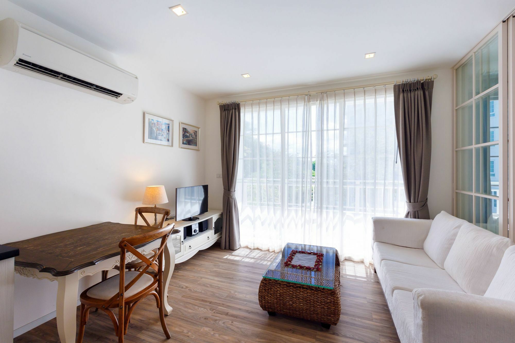 Summer Huahin Condominium Eksteriør bilde